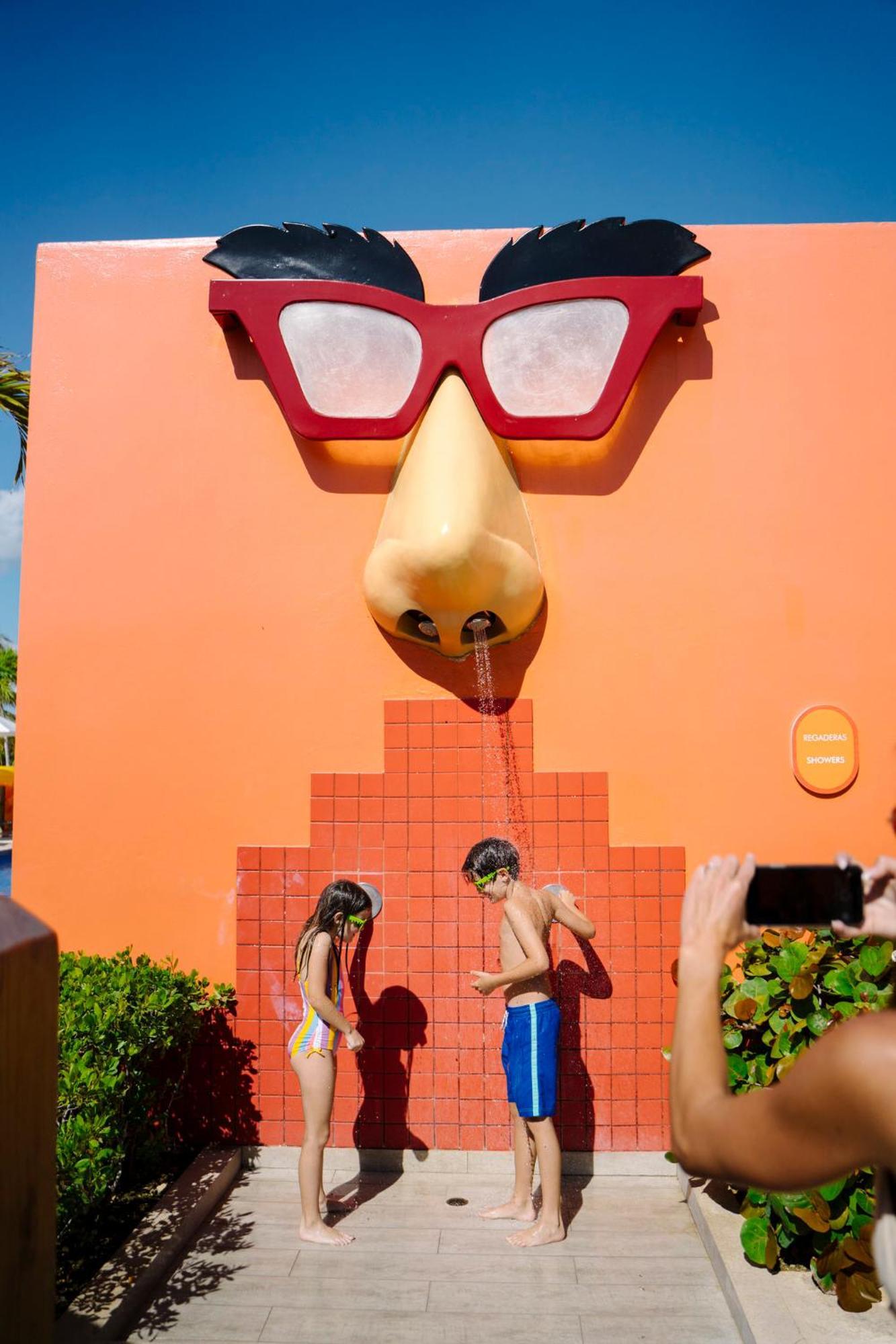 Nickelodeon Hotels & Resorts Punta Cana Esterno foto The nose fountain